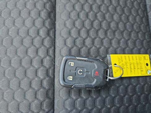 Used 2018 GMC Acadia SLE image 35