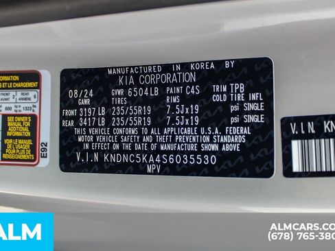 Used 2025 Kia Carnival EX image 43