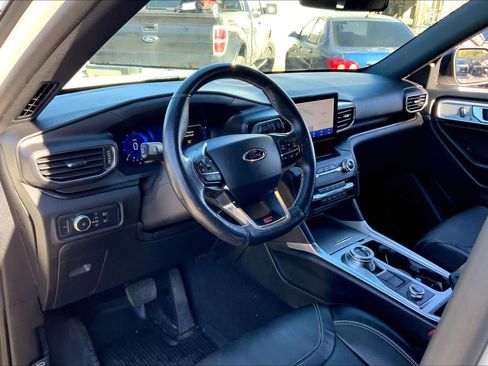 Used 2020 Ford Explorer ST image 17