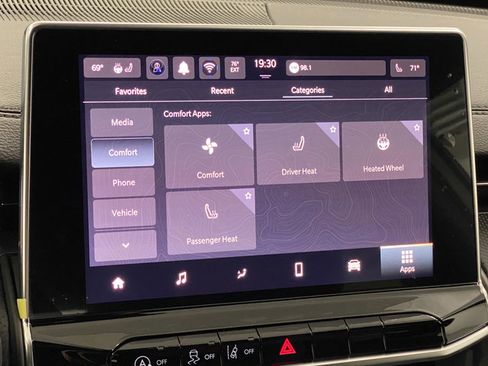 New 2026 Jeep Compass Latitude w/ Quick Order Package 29K AWD/4WD image 8