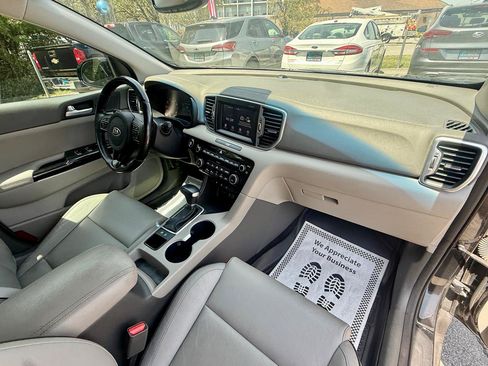 Used 2018 Kia Sportage EX w/ EX Premium Package FWD image 28