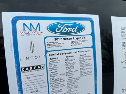 Used 2017 Nissan Rogue SV image 33