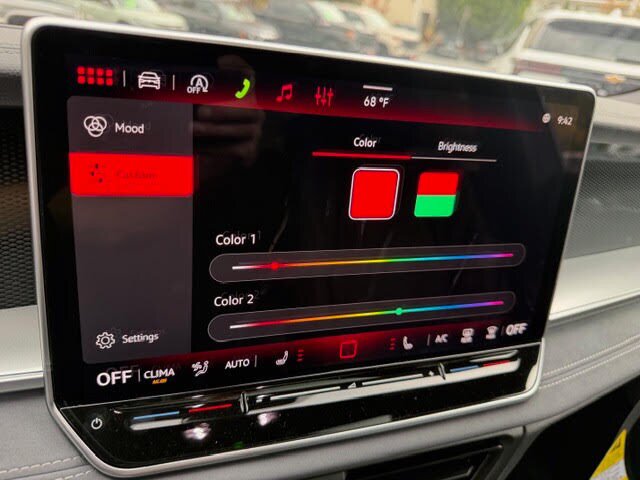 New 2026 Volkswagen Tiguan SE R-Line AWD/4WD image 16
