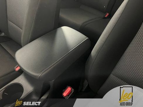 Used 2025 Kia Soul LX FWD image 21
