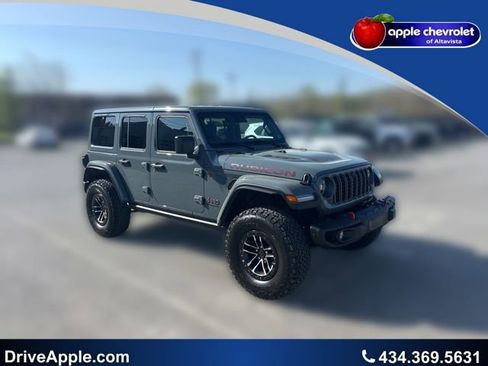 Used 2025 Jeep Wrangler Unlimited Rubicon AWD/4WD image 1