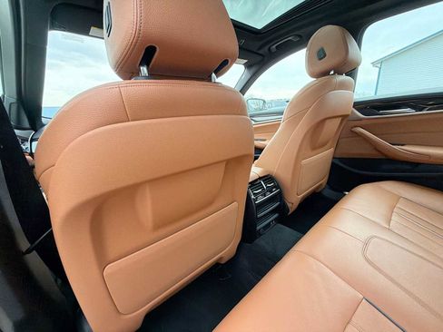 Used 2020 BMW 530i xDrive image 15