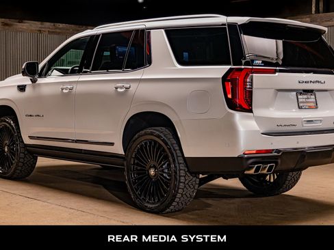 Used 2025 GMC Yukon Denali Ultimate image 7