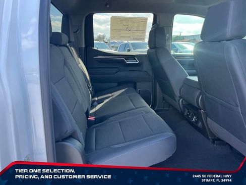 New 2026 GMC Sierra 1500 SLE RWD image 17