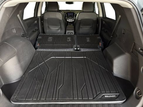 Used 2023 Chevrolet Equinox Premier FWD image 27