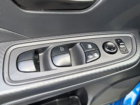 Used 2020 Nissan Versa S image 12