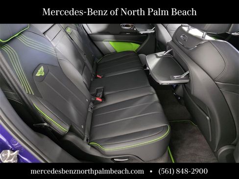 Used 2025 Bentley Bentayga image 27