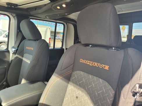 New 2026 Jeep Gladiator Mojave image 12