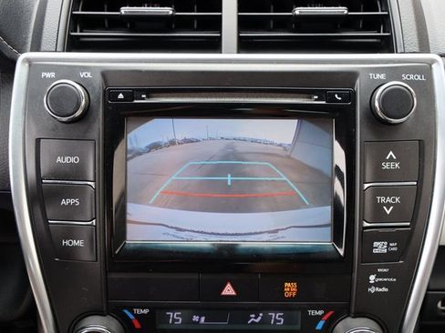 Used 2015 Toyota Camry XSE image 20