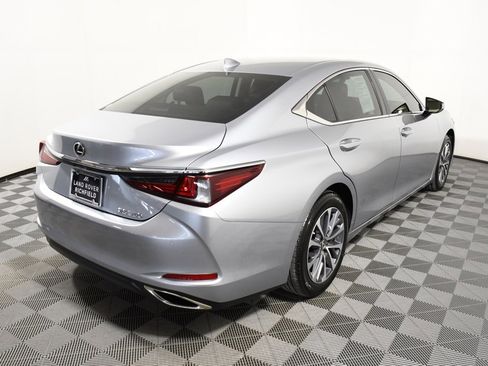 Used 2023 Lexus ES 350 w/ Premium Package image 6