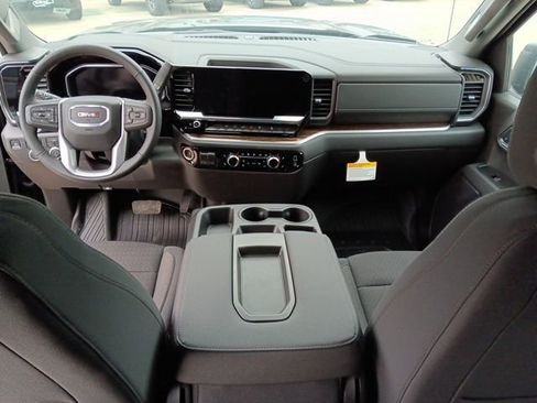 New 2026 GMC Sierra 1500 Elevation image 2