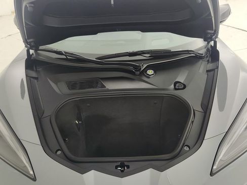 Certified 2025 Chevrolet Corvette Stingray Preferred Cpe w/ Stealth Interior Trim Package image 31