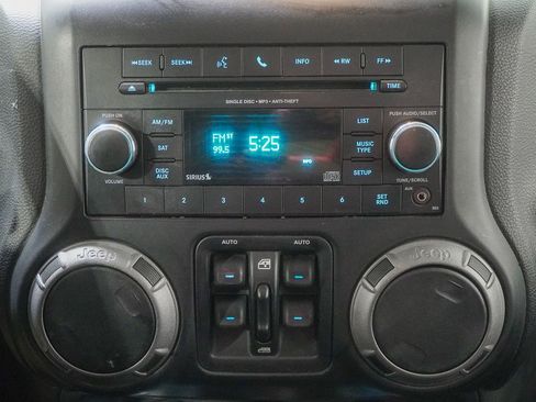 Used 2014 Jeep Wrangler Unlimited Sport w/ Quick Order Package 24S AWD/4WD image 25