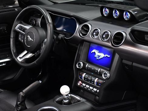 Used 2022 Ford Mustang GT Premium w/ GT Performance Package RWD image 40