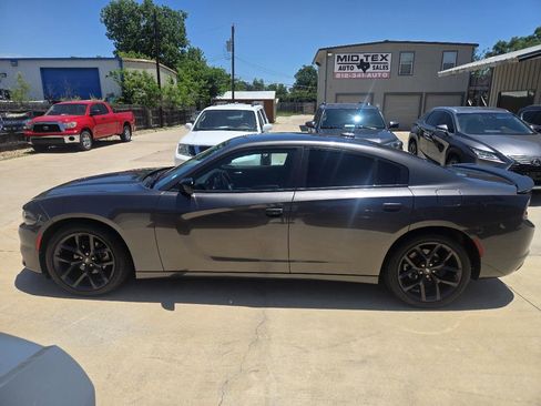 Used 2023 Dodge Charger SXT w/ Blacktop Package RWD image 5