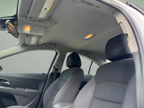 Used 2013 Chevrolet Cruze LT FWD image 18