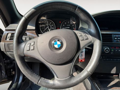 Used 2012 BMW 328i Convertible RWD image 12
