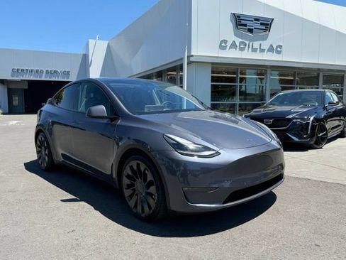 Used 2022 Tesla Model Y Performance AWD/4WD image 1