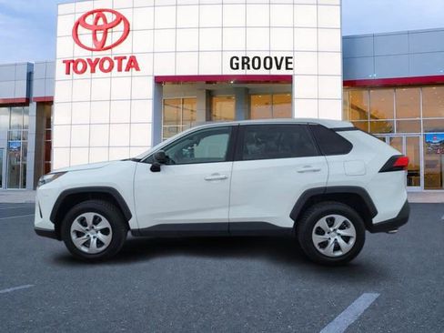 Used 2023 Toyota RAV4 LE AWD/4WD image 2