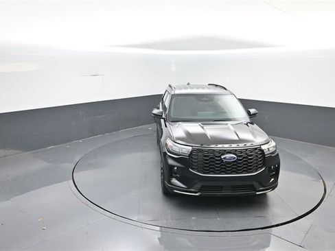 New 2026 Ford Explorer ST-Line image 19