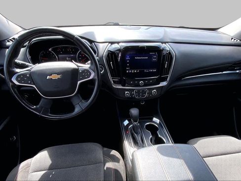 Used 2021 Chevrolet Traverse LT FWD image 16