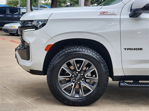 Used 2023 Chevrolet Tahoe Z71 w/ Luxury Package AWD/4WD image 16