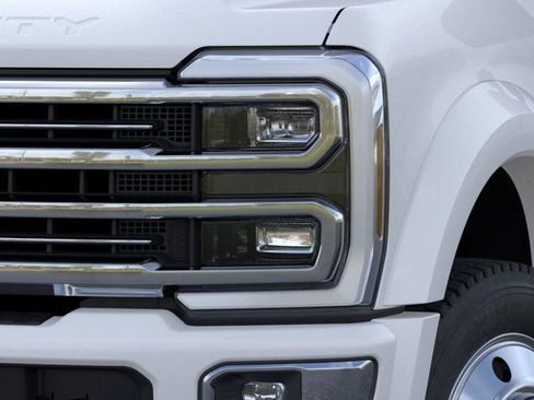 New 2026 Ford F450 Platinum w/ Platinum Plus Package AWD/4WD image 18