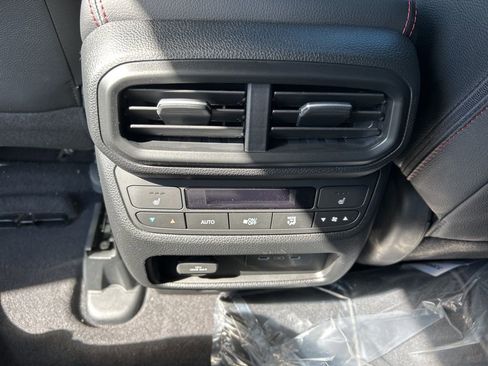 New 2026 Honda Ridgeline Black Edition image 11