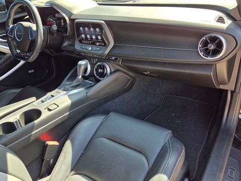 Used 2020 Chevrolet Camaro SS RWD image 11