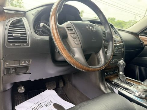 Used 2014 INFINITI QX80 4WD w/ Deluxe Touring Package image 11