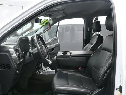 Used 2022 Ford F150 Lariat w/ Equipment Group 501A Mid image 9