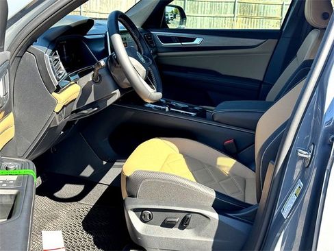 New 2026 Volkswagen Atlas Cross Sport SE image 10