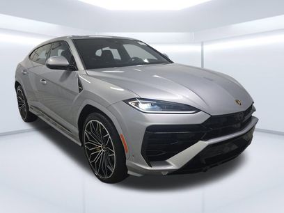 Used 2025 Lamborghini Urus SE