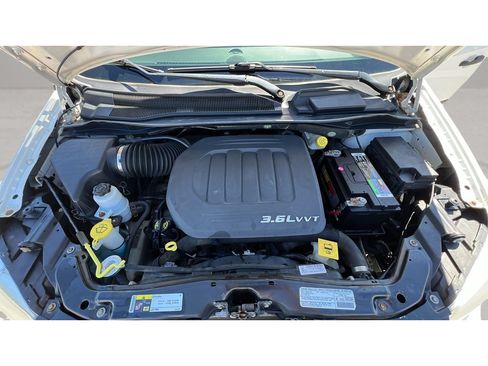 Used 2013 RAM C/V Tradesman w/ UConnect Hands-Free Group FWD image 33