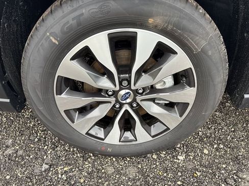 New 2025 Subaru Outback Limited image 10