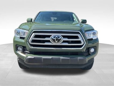 Used 2021 Toyota Tacoma SR5 w/ Trail Edition AWD/4WD image 9