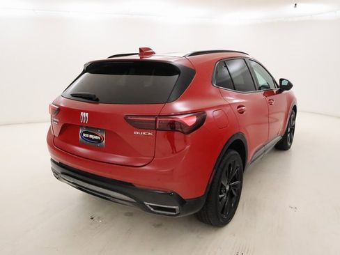 Certified 2025 Buick Envision Sport Touring image 3