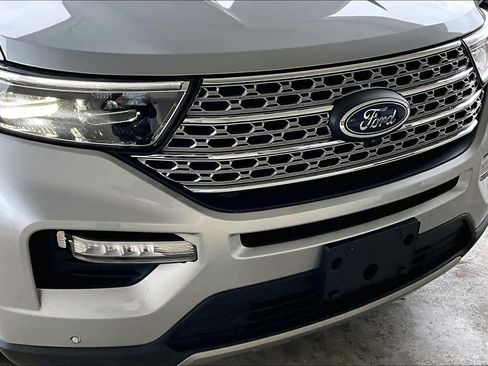 Certified 2021 Ford Explorer Limited w/ Equipment Group 301A image 29