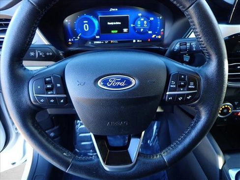 Used 2020 Ford Escape SE Sport image 13