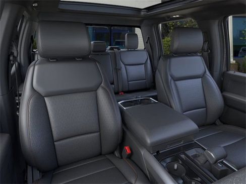 New 2025 Ford F150 Lariat w/ Equipment Group 501A Mid image 10