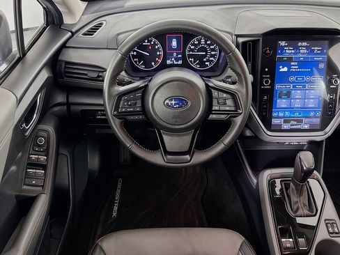 Used 2024 Subaru Crosstrek 2.5i Limited w/ Crosstrek Mirror Package image 16