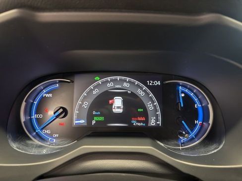 Used 2023 Toyota RAV4 XLE Premium image 24