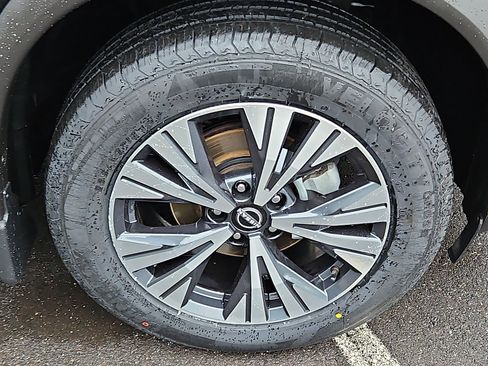 Certified 2023 Nissan Rogue SV AWD/4WD image 8
