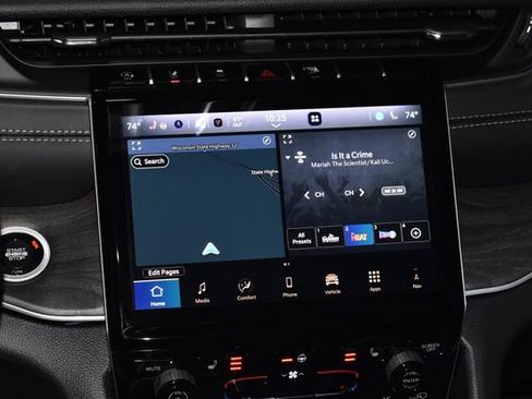 New 2025 Jeep Grand Cherokee Limited w/ Trailer Tow Package image 16