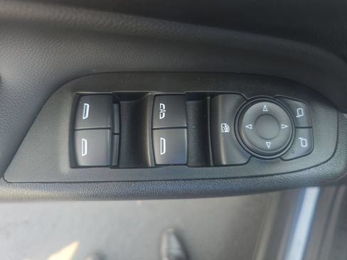 Used 2024 Chevrolet Equinox LT AWD/4WD image 35