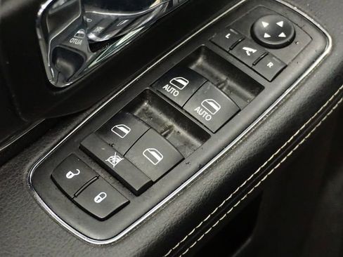 Used 2018 RAM 2500 Laramie w/ Sport Appearance Group image 26